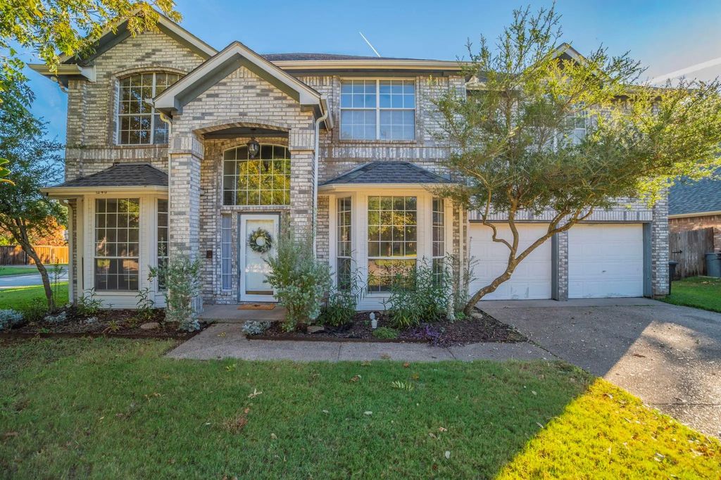 1240 Trinity Drive, Benbrook