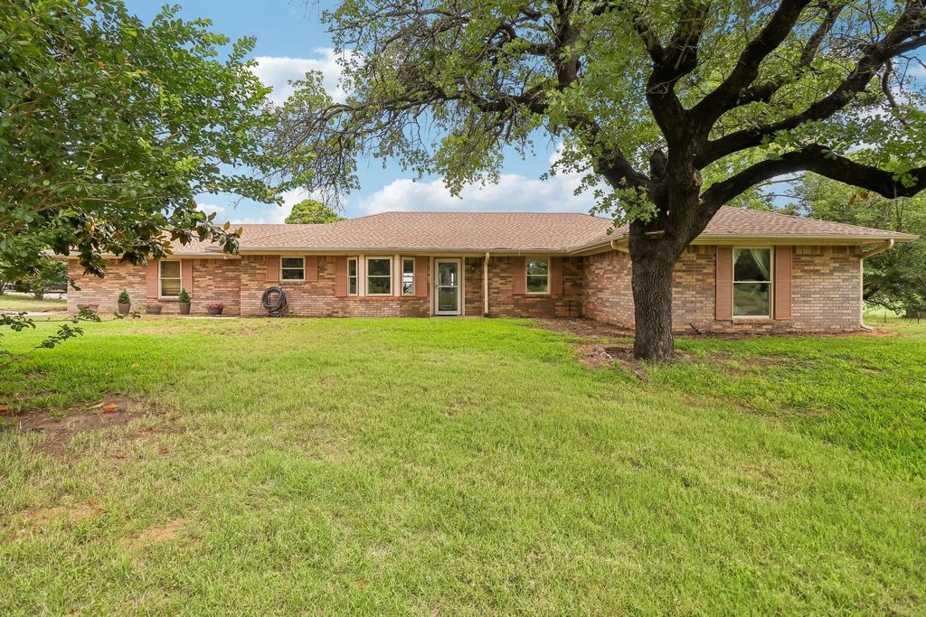 3076 Fm 2048, Boyd