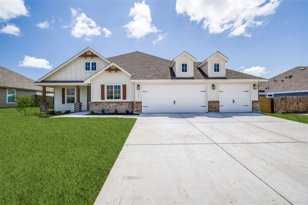 200 Clay Ranch, Valley View