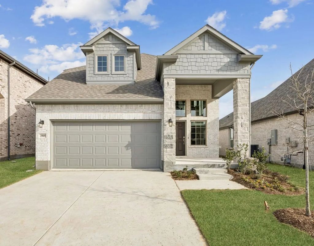 3909 Crystal Cove, Sherman