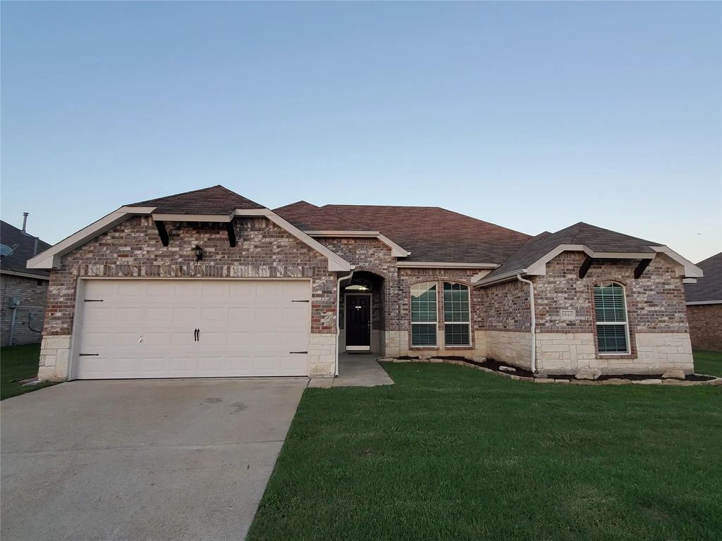 1940 Ridgecrest Drive, Royse City