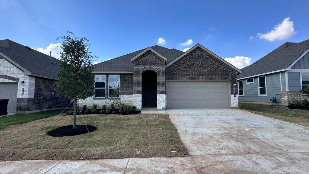 10836 Bloodstone Drive, Fort Worth
