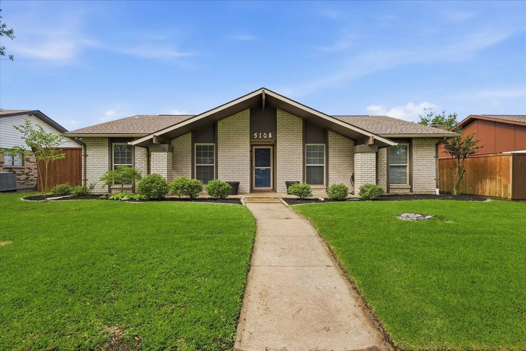 5108 Brandenburg Lane, The Colony