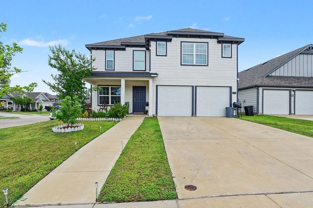 101 Spring Creek Lane, Terrell