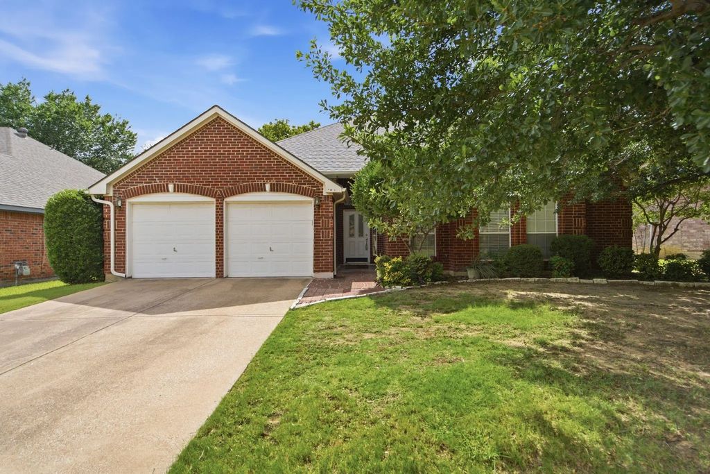 2109 Gisbourne Drive, Flower Mound