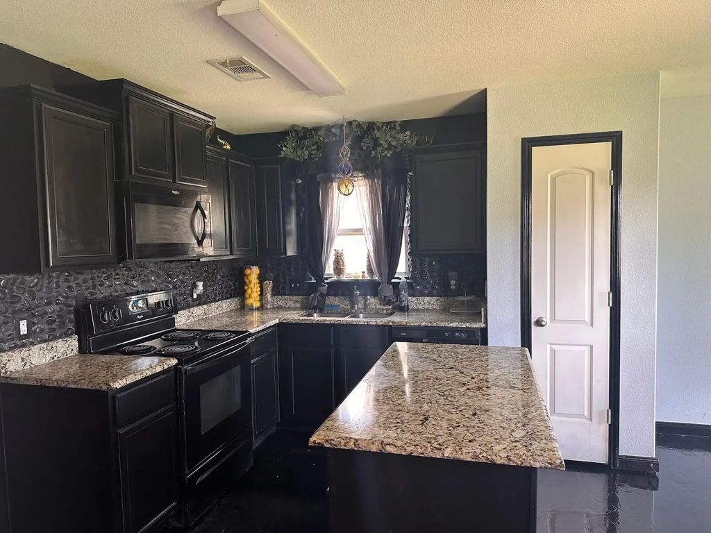 2109 Old Harbor Way, Princeton
