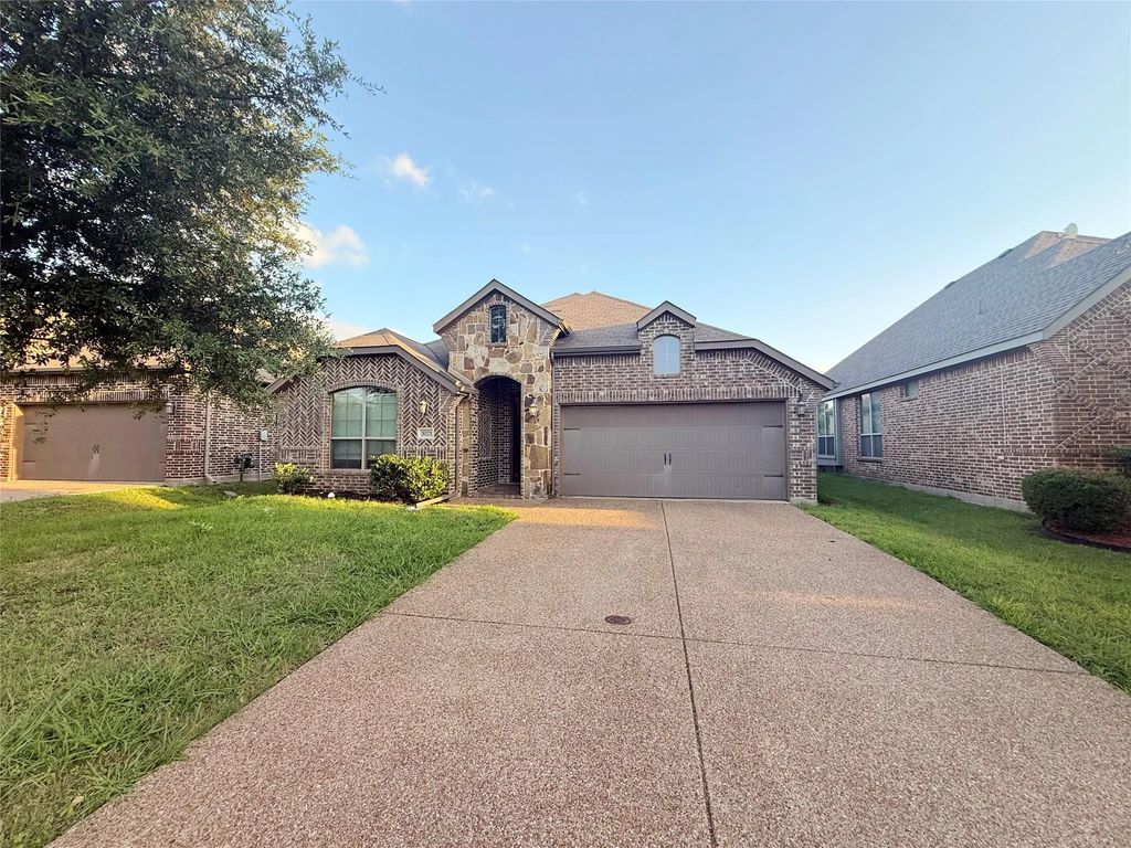 3021 Marble Falls Drive, Forney