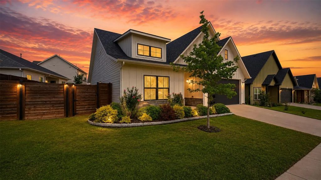 4919 Dry Creek, Sherman