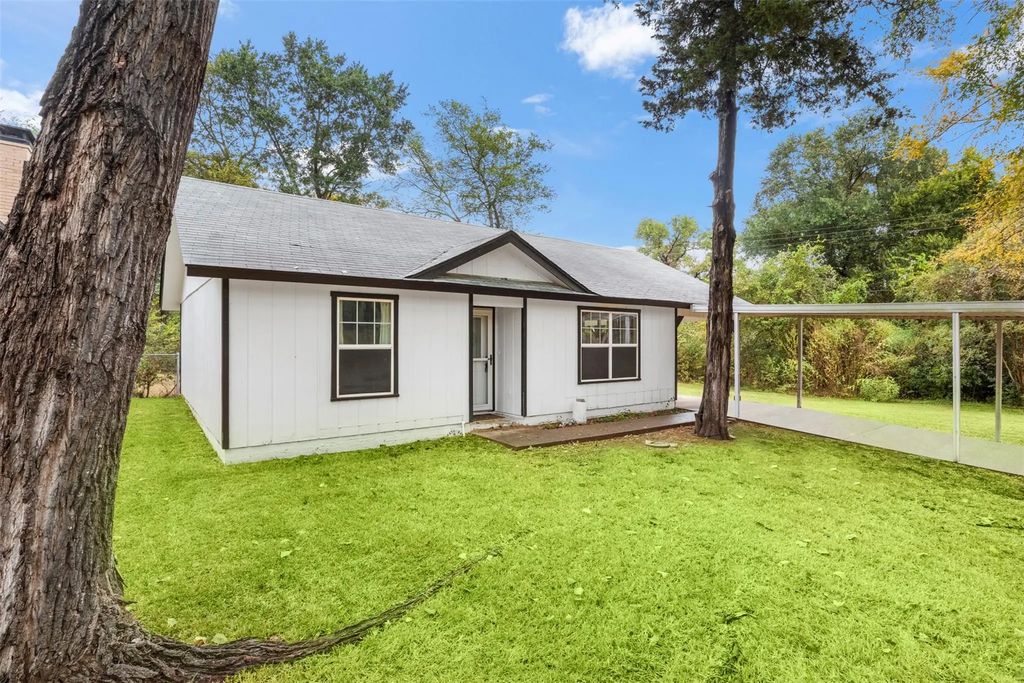 521 Hilltop Drive, Tool