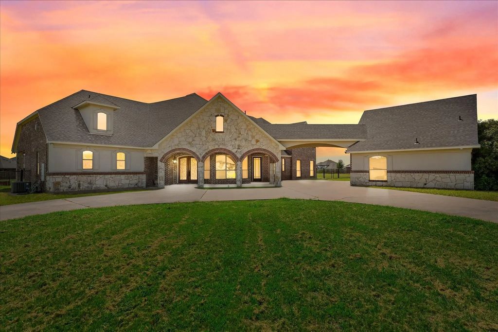 9770 County Road 483, Lavon
