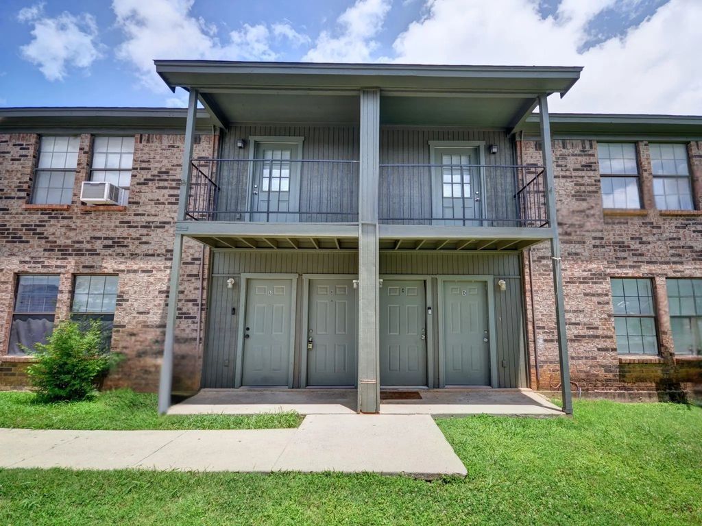 1912 Bernice Street B, Haltom City