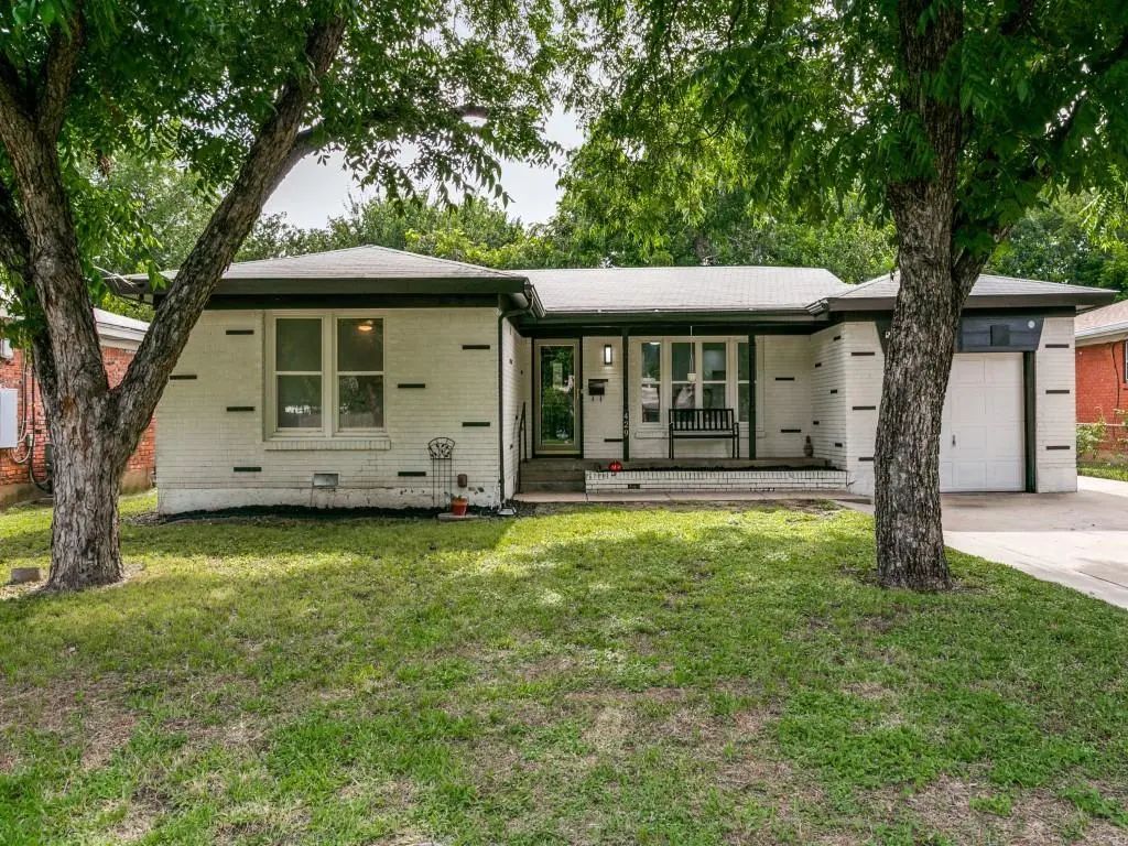 429 Harmon Road, Hurst