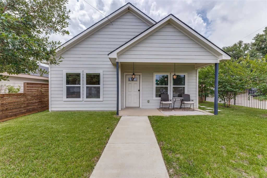 2000 Langston Street, Fort Worth