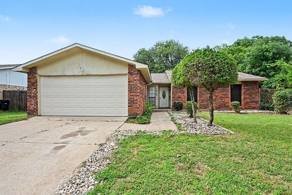 7813 Acapulco Road, Fort Worth