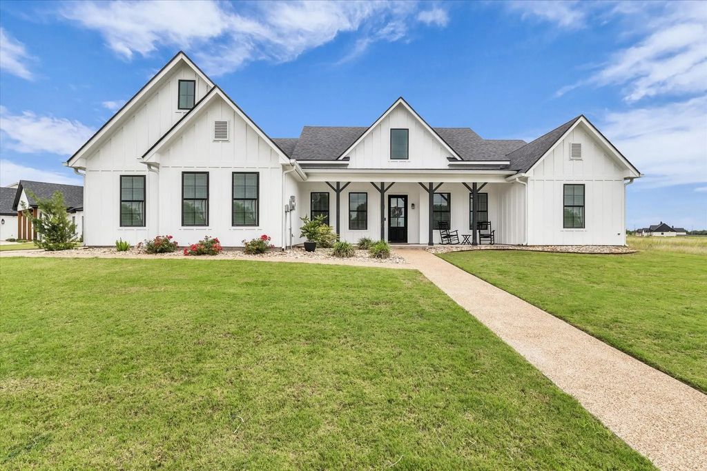 154 Water View Lane, Robinson