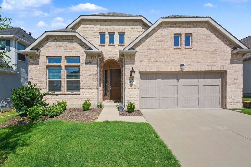 113 Lakeview Drive, Oak Point