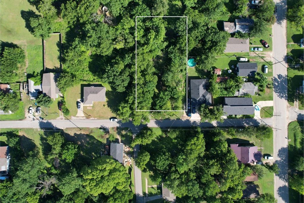 715 E 2nd Avenue, Corsicana