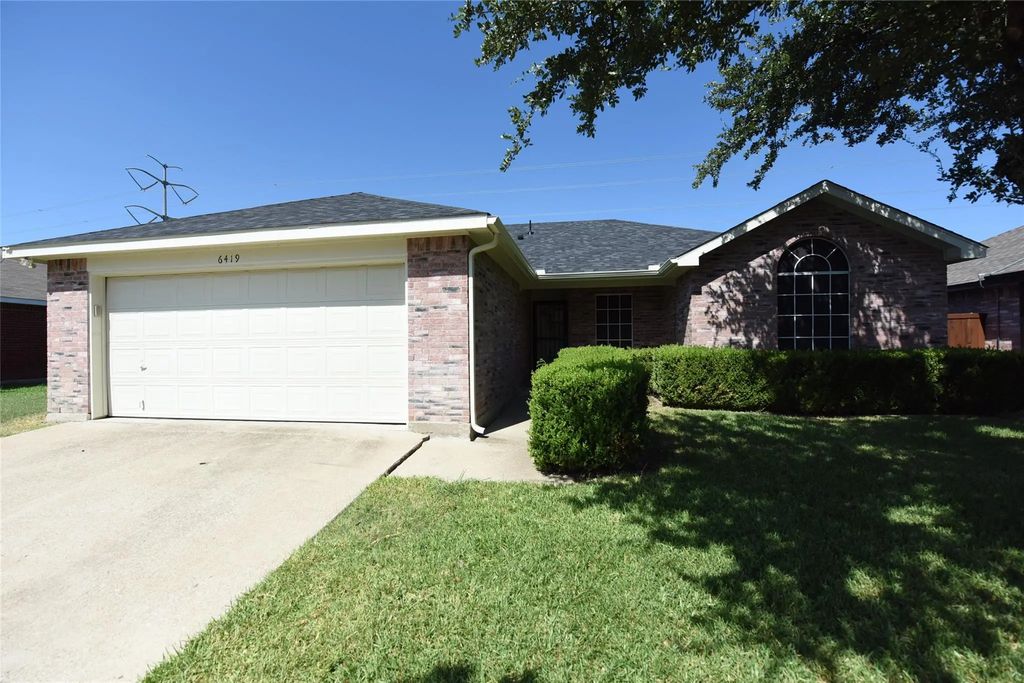 6419 Brookhaven Trail, Arlington