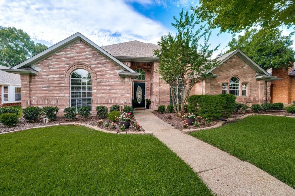 4420 Barwyn Lane, Plano