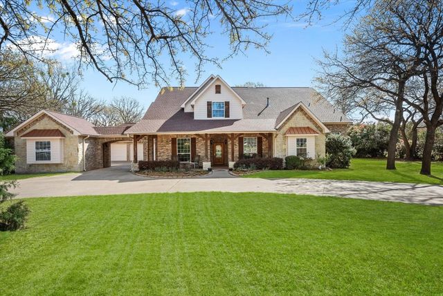 1720 Mistletoe Drive, Flower Mound