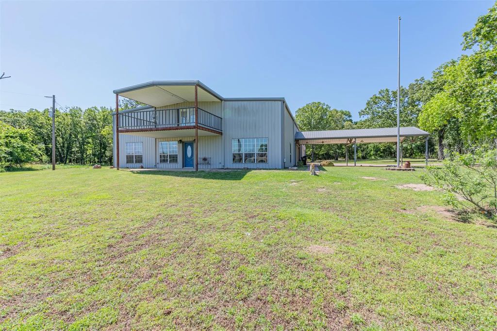 129 County Road 2222, Emory