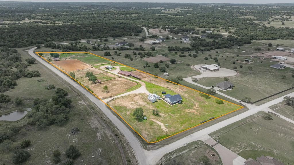 930 County Road 161 Road, Stephenville