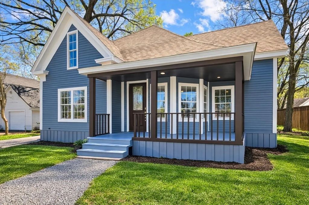 415 W 7th Street, Bonham