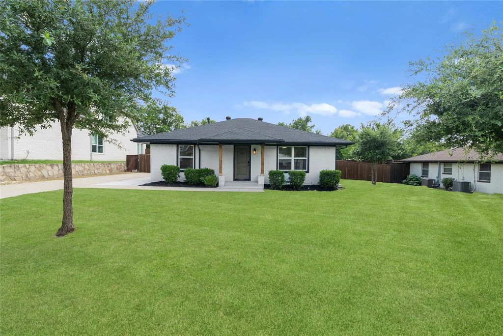106 E 3rd Street, Prosper