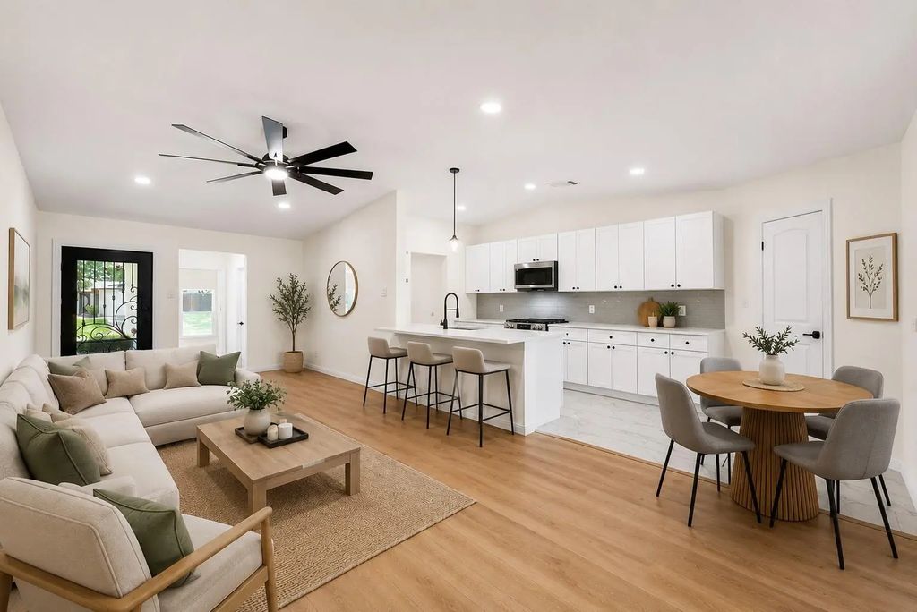 8616 Flicker Lane, Dallas