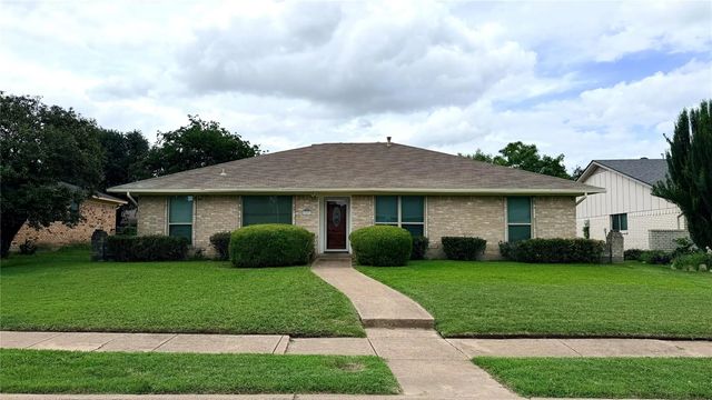 1521 Leicester Street, Garland