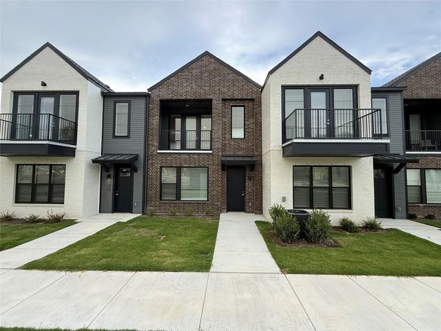 2219 Reserve Way Bldg 17-2219, Mansfield