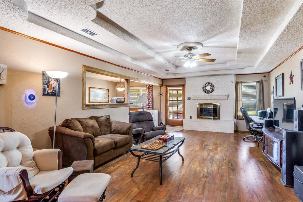 212 Casas Del Sur Street, Granbury