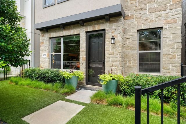 620 Aspen Valley Lane, Dallas