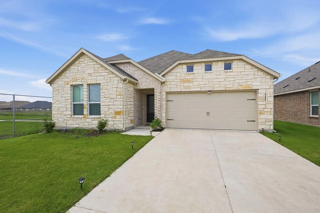 1236 Haggetts Pond Road, Forney