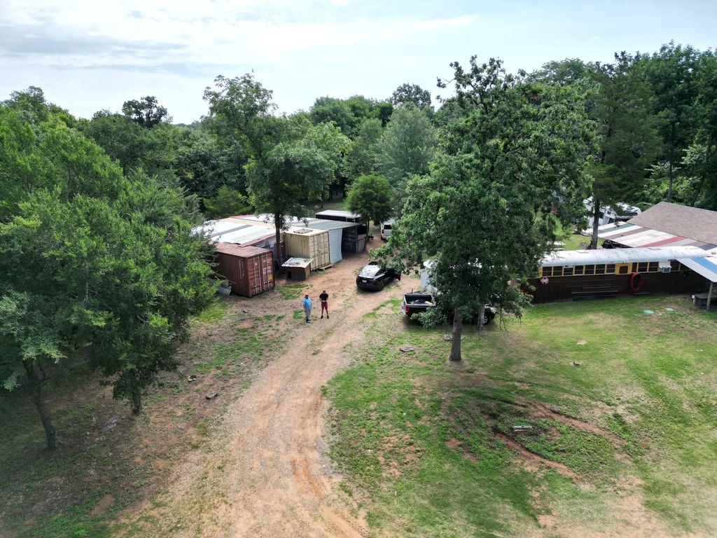 9428 Rolling Acres Road, Tool