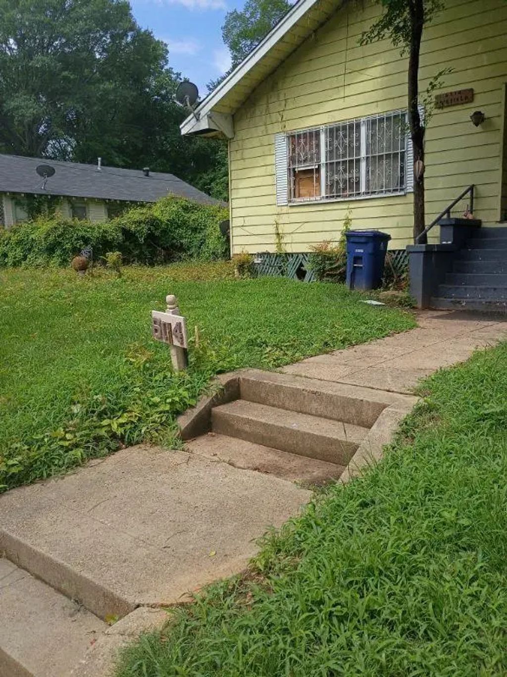 6114 Fairfield Avenue, Shreveport