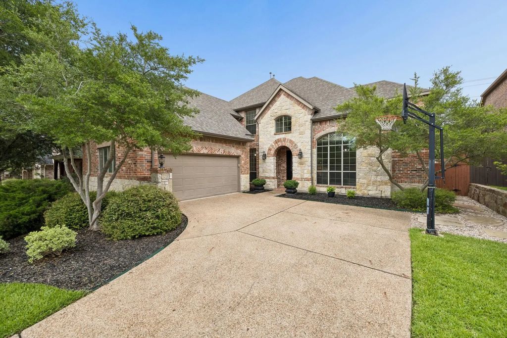8709 Herns Meadow Lane, McKinney