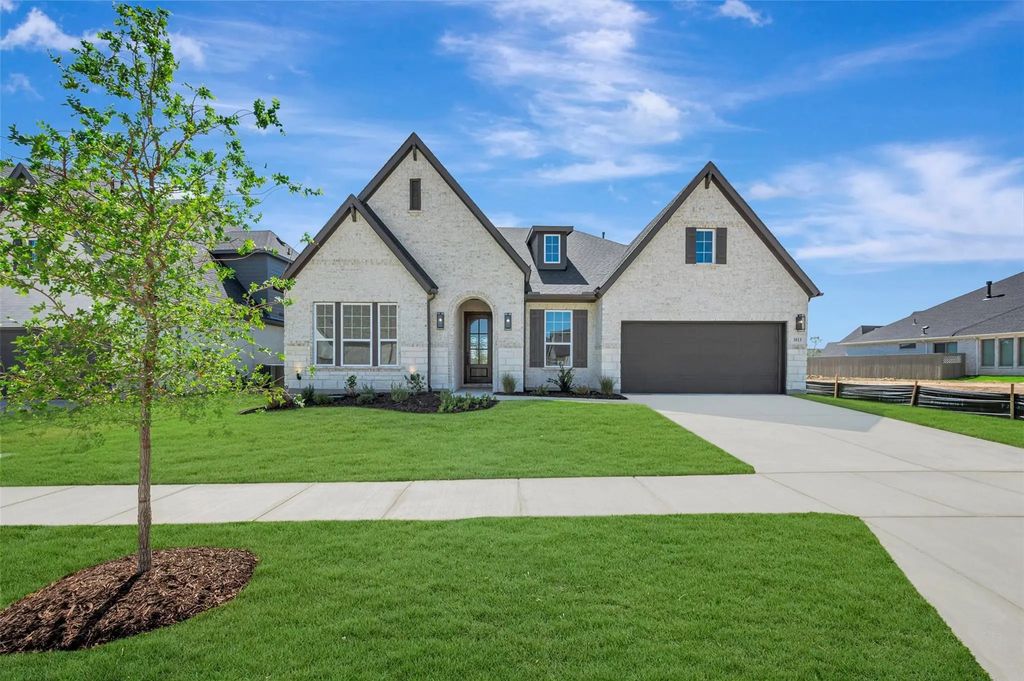3013 Half Moon Way, Northlake