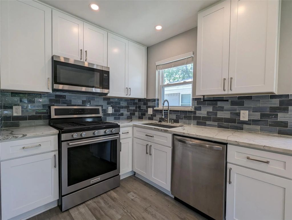 10008 Olmos Drive, Dallas