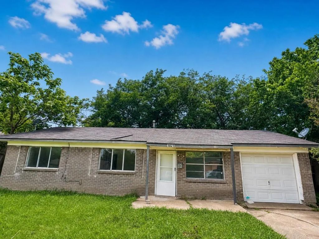 1021 Irene Drive, Mesquite