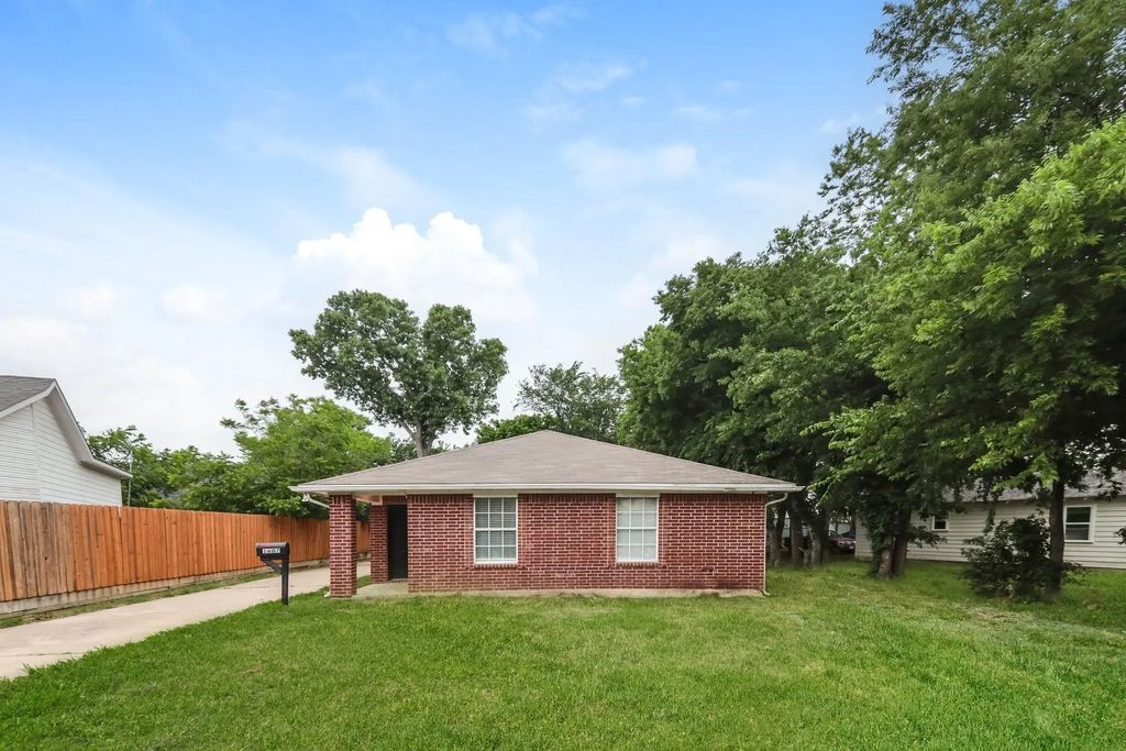 1607 Coleman Street, McKinney