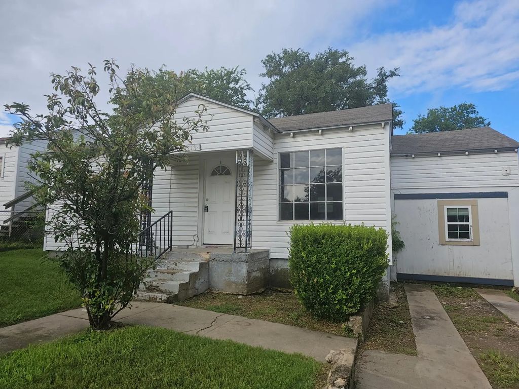 2713 35th Street, Fort Worth