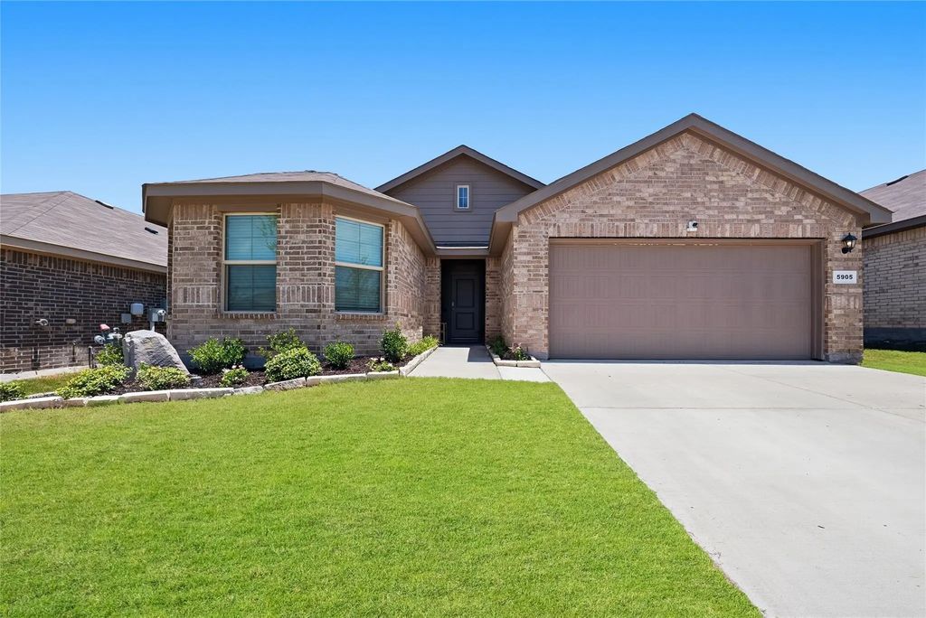 5905 Silverjack Trail, Denton