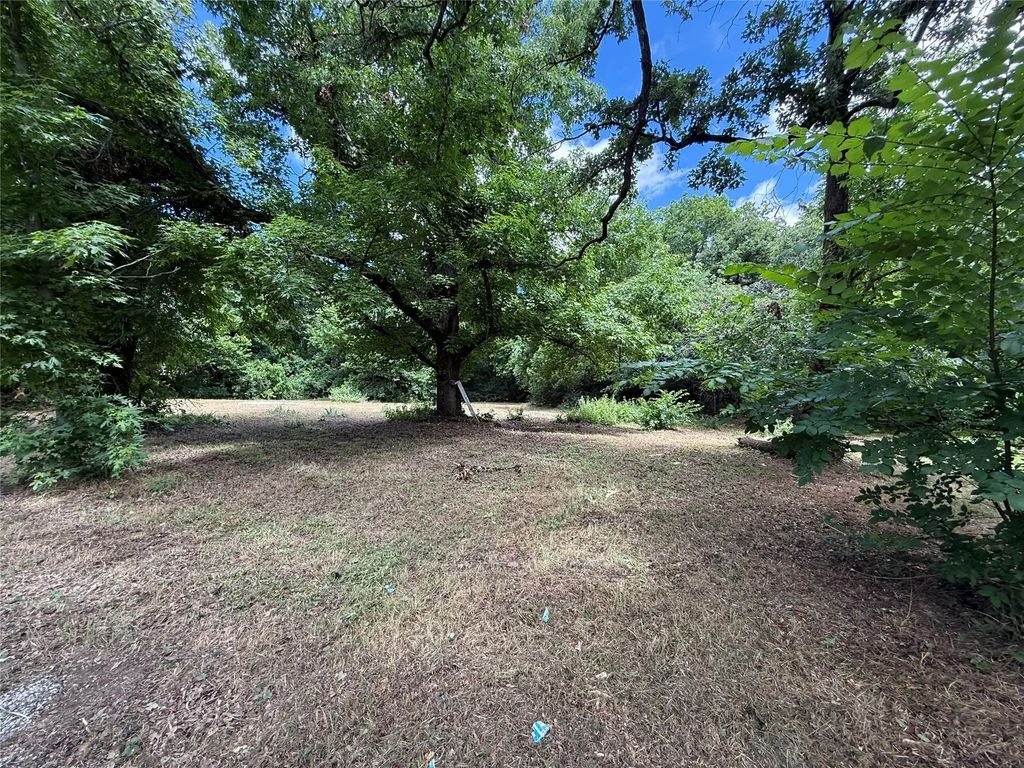 7813 Lowery Road, Fort Worth