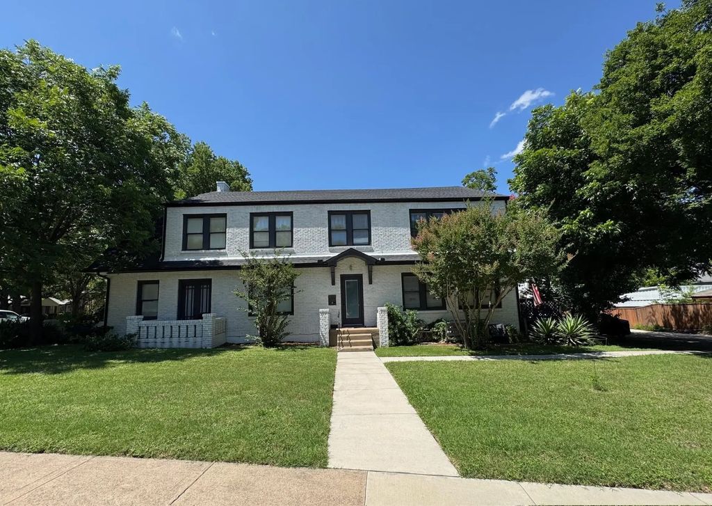 515 Monticello Drive 3c, Fort Worth