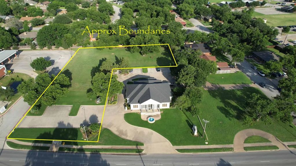 1250 Santa Fe Drive, Weatherford