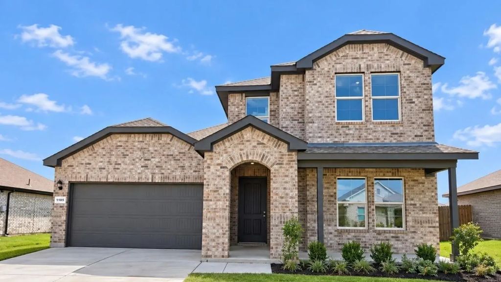 1105 Belhaven Street, Granbury