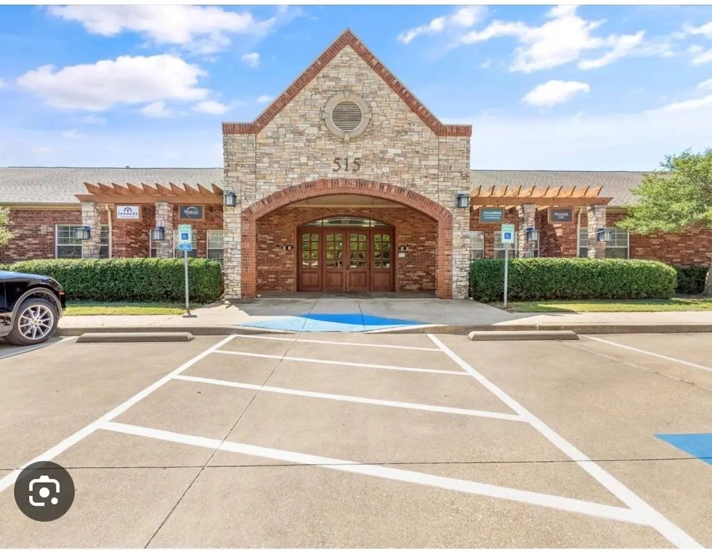 515 W Southlake Boulevard 150b, Southlake