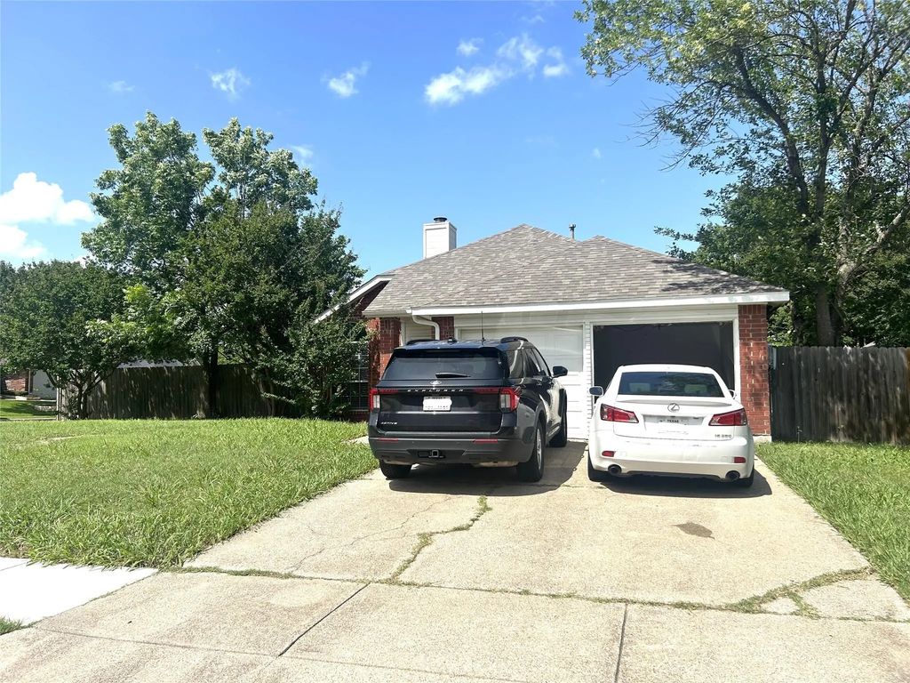 8625 Douglas Avenue, Rowlett