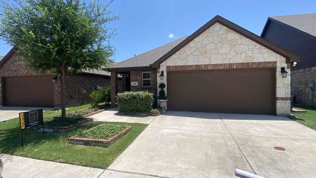 128 Morgan Drive, Red Oak